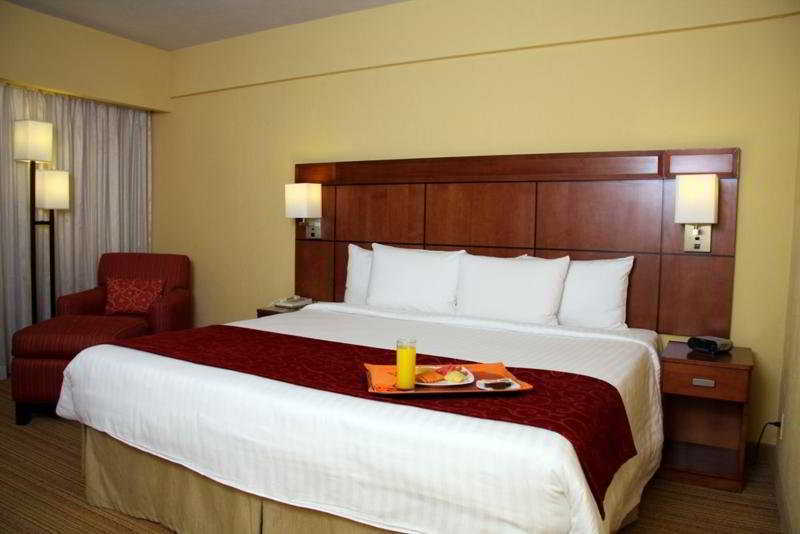Fiesta Inn Puebla Las Animas Экстерьер фото